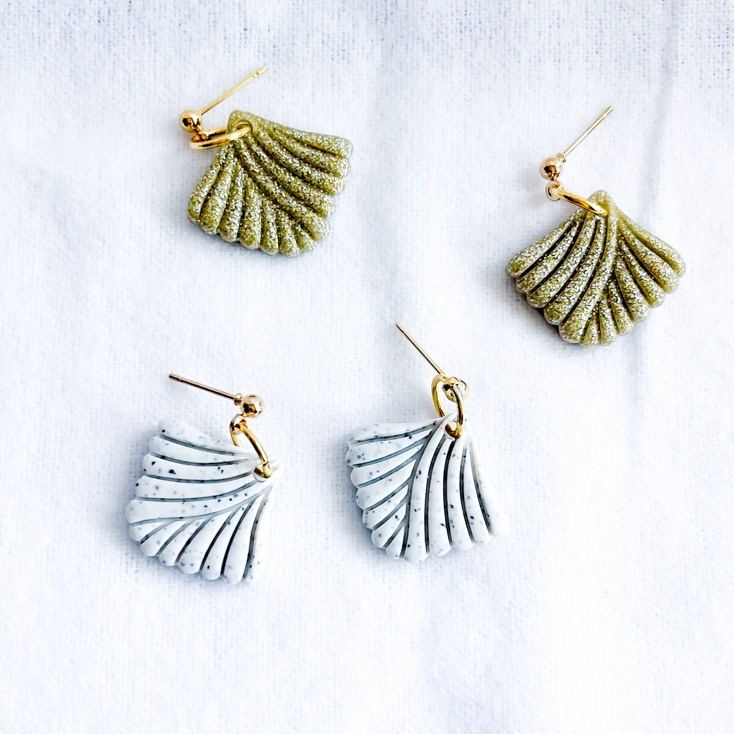 Shelley Dangles