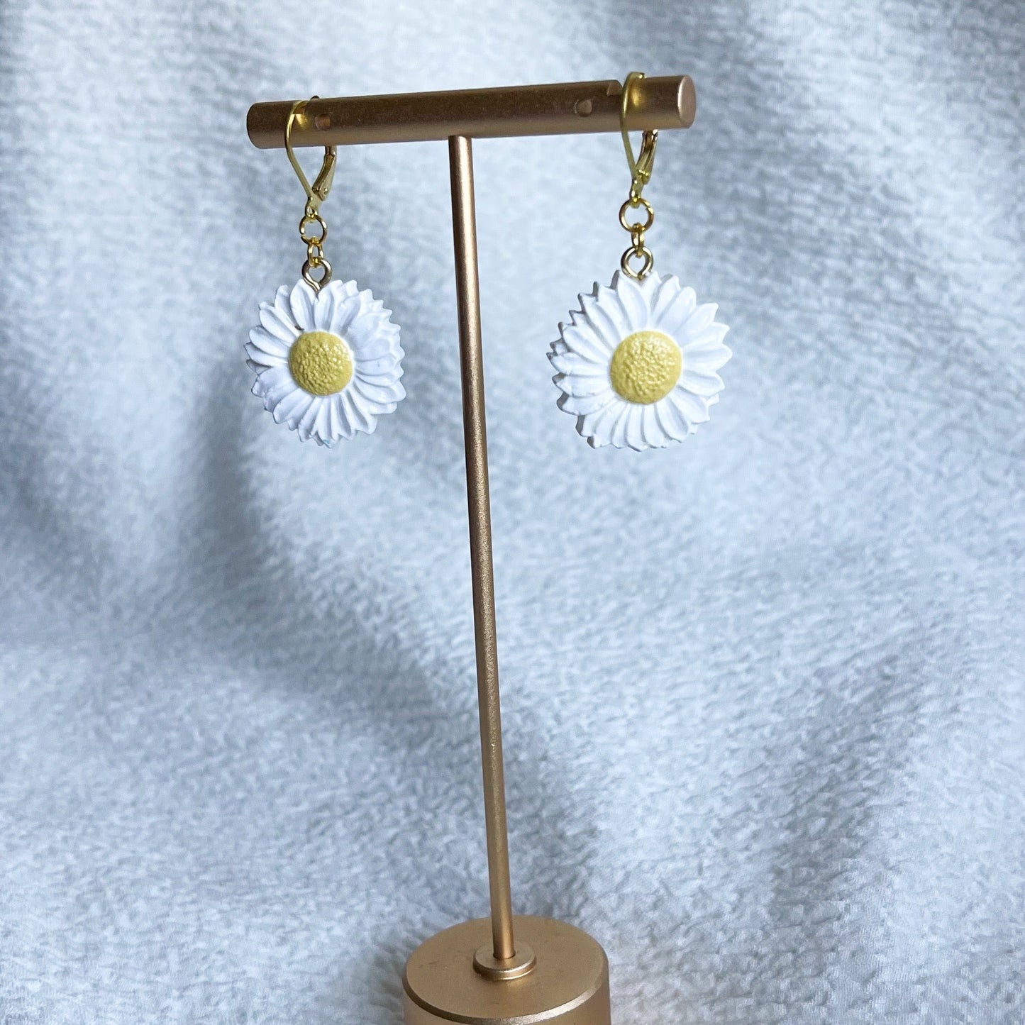 Daisy Dangles