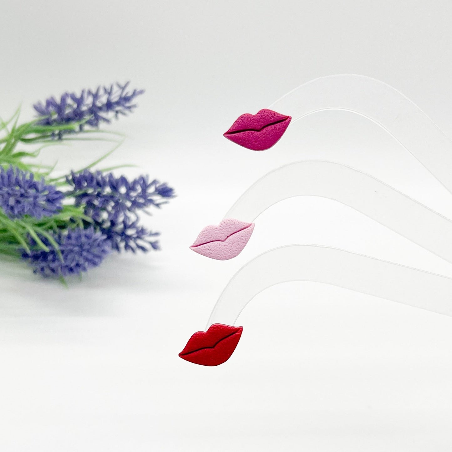 Lips Studs