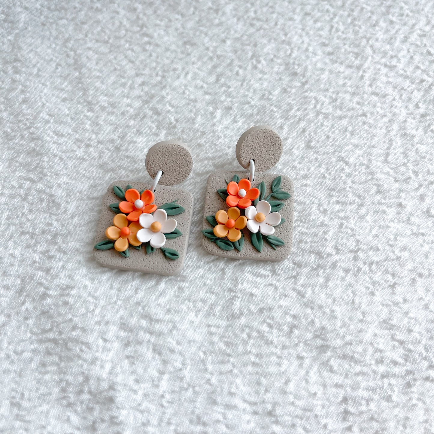 Blooms Dangles